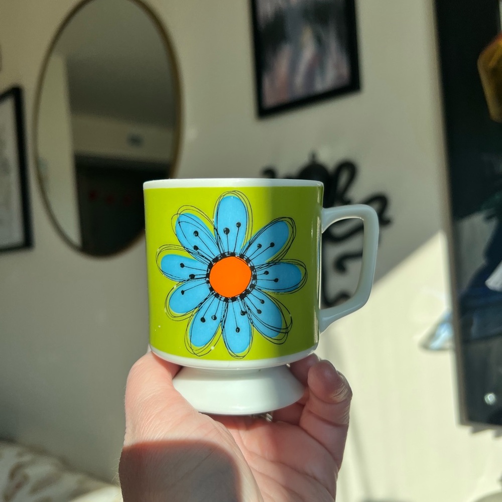 Japanese star fire retro floral mug and corelle spring blossom mug